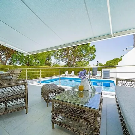 Sleeps 5 With Pool Air Con And Wifi Villa *