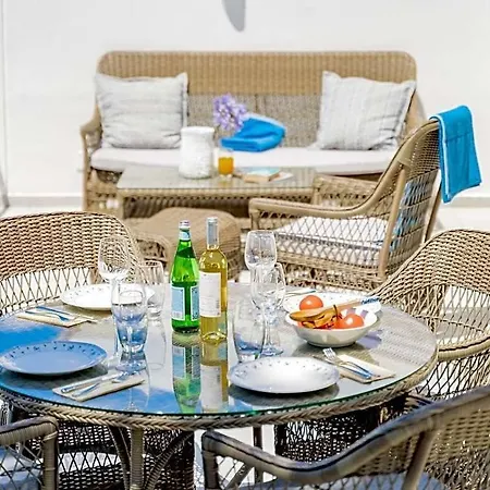 Sleeps 5 With Pool Air Con And Wifi Villa Quinta do Lago